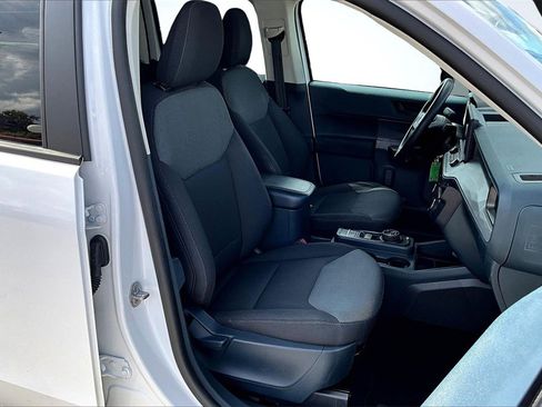 Used 2022 Ford Maverick XL image 7