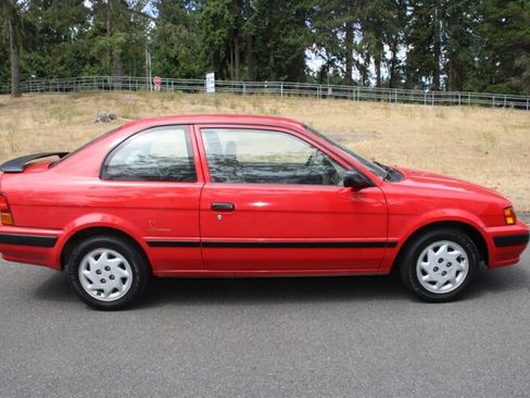Used 1997 Toyota Tercel Coupe FWD image 11