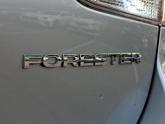 Used 2023 Subaru Forester Premium AWD/4WD image 31