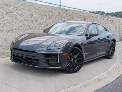 Certified 2026 Porsche Panamera 4 AWD/4WD image 1