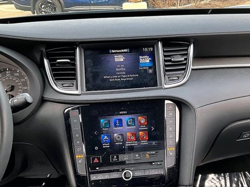 Certified 2023 INFINITI QX50 Luxe image 19