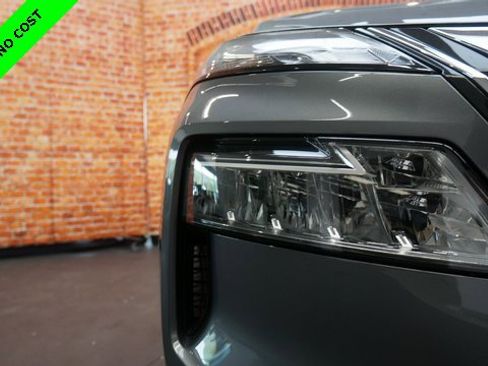 Used 2022 Nissan Rogue SL w/ SL Premium Package image 70