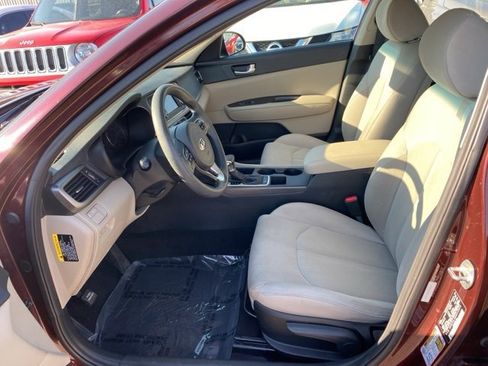 Used 2016 Kia Optima LX w/ Paint Protection Film Package image 9