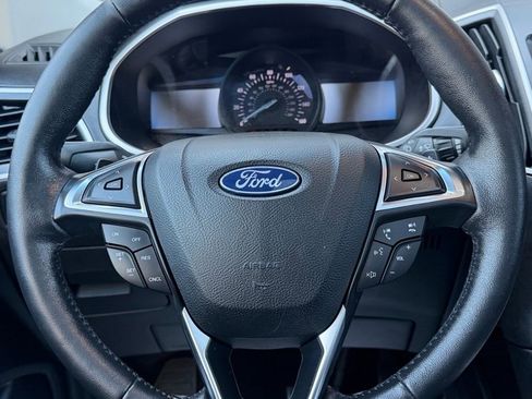 Used 2017 Ford Edge SEL w/ Equipment Group 201A AWD/4WD image 18