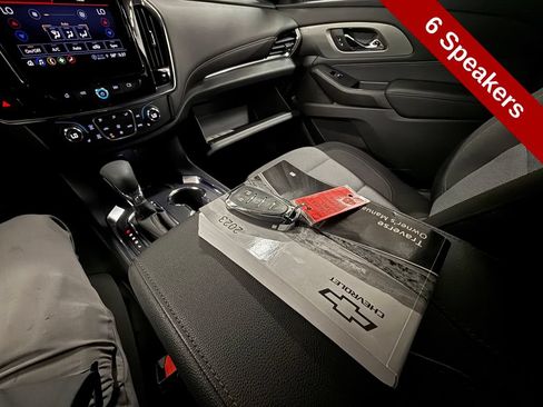 Used 2023 Chevrolet Traverse LT w/ Rear Camera Mirror Package AWD/4WD image 33