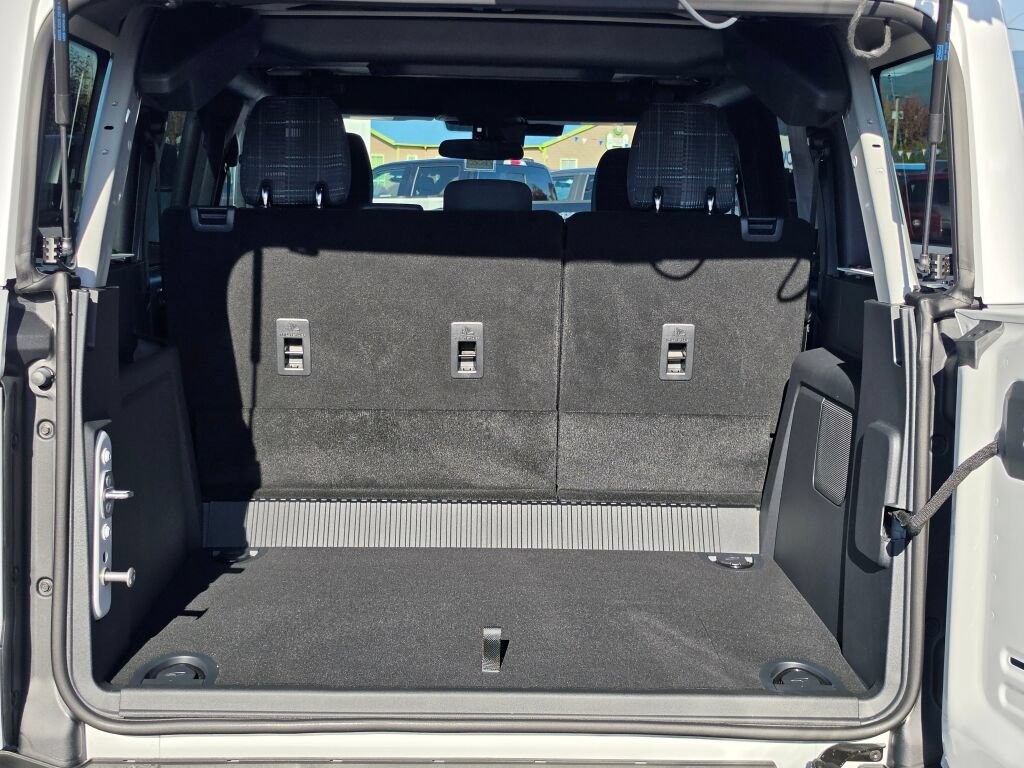 New 2026 Ford Bronco Heritage Edition AWD/4WD image 7