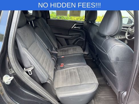 Used 2023 Mitsubishi Outlander SE FWD image 35