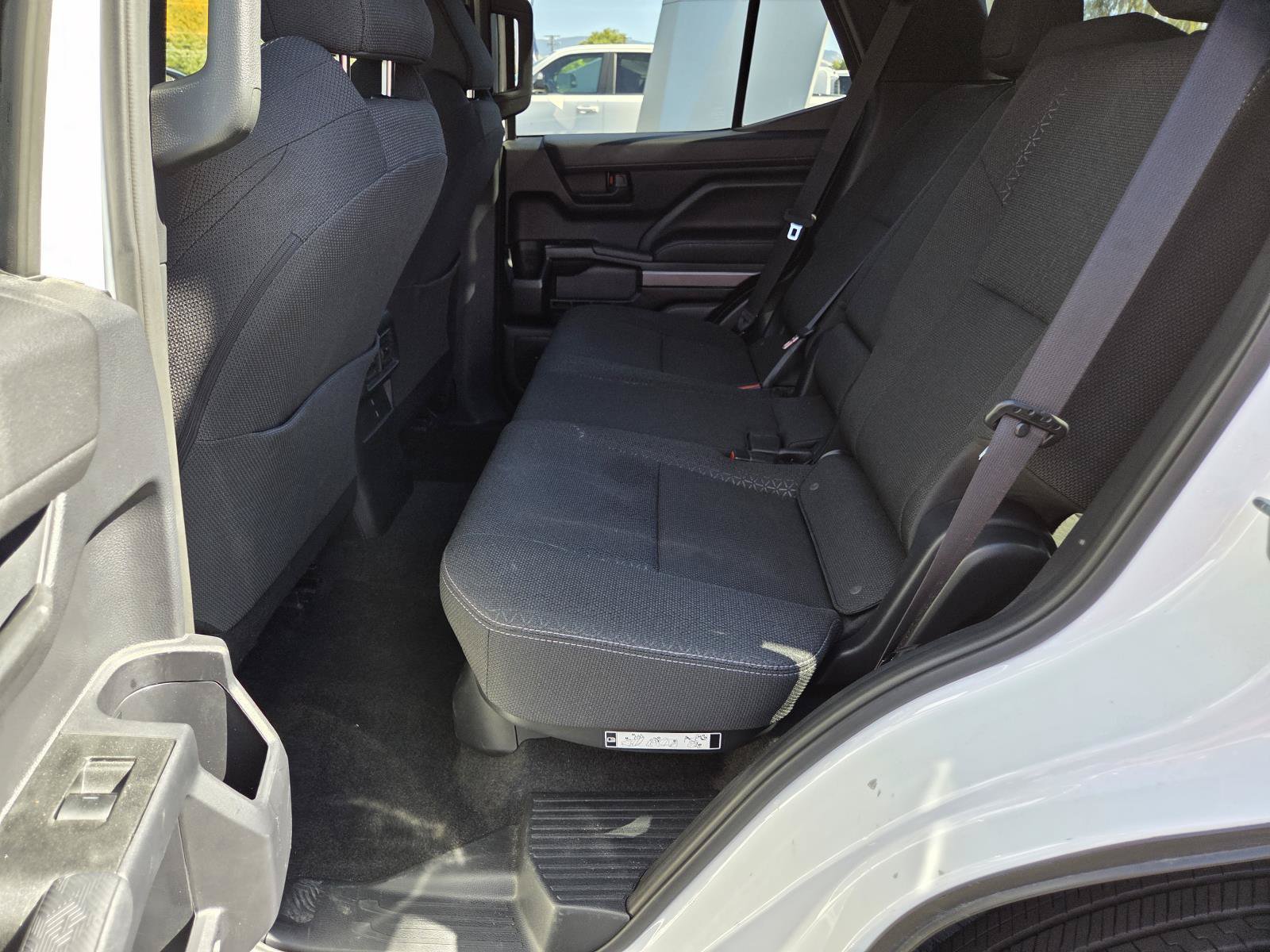 Used 2025 Toyota 4Runner SR5 AWD/4WD image 13