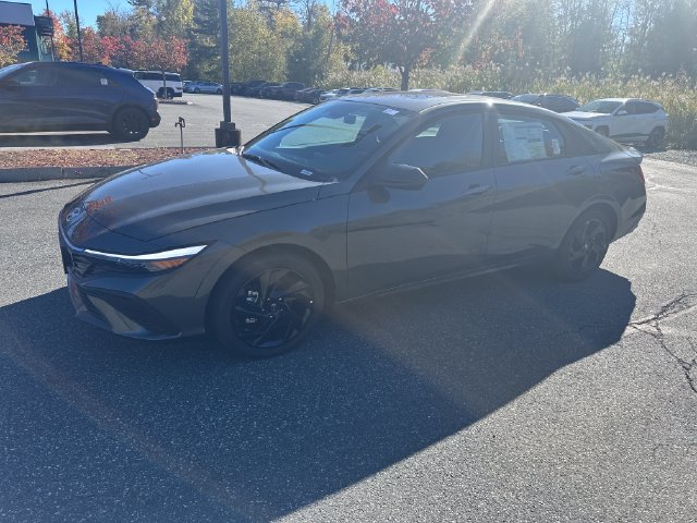New 2026 Hyundai Elantra SEL Sport FWD 360° Tour