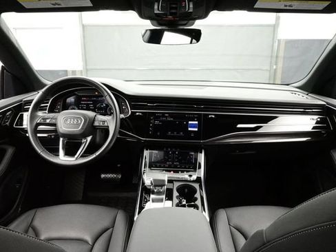 Used 2025 Audi Q8 Premium Plus AWD/4WD image 19