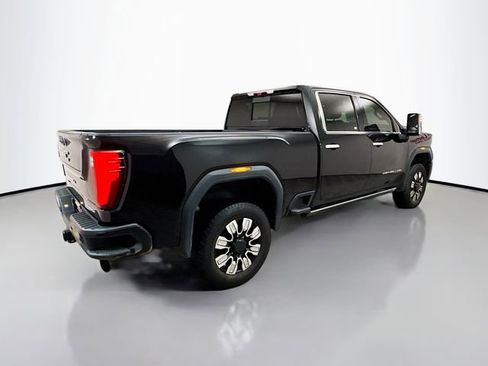 Used 2024 GMC Sierra 2500 Denali w/ Denali Reserve Package image 8