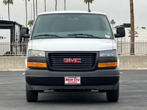 New 2025 GMC Savana 2500 w/ Driver Convenience Package RWD image 9