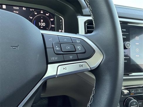 Used 2022 Volkswagen Atlas SEL image 23