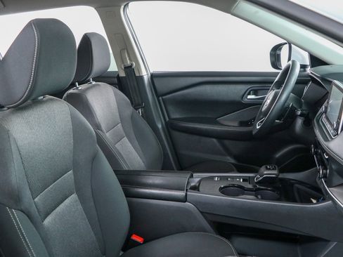 Used 2024 Nissan Rogue SV FWD image 26