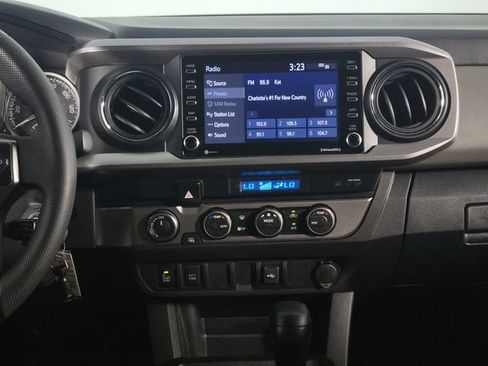 Used 2022 Toyota Tacoma SR5 w/ Technology Package AWD/4WD image 22
