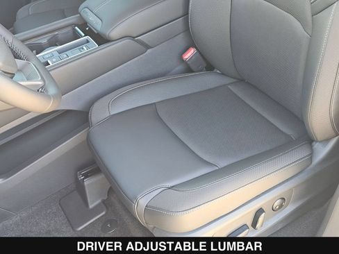New 2026 Nissan Pathfinder SL FWD image 16