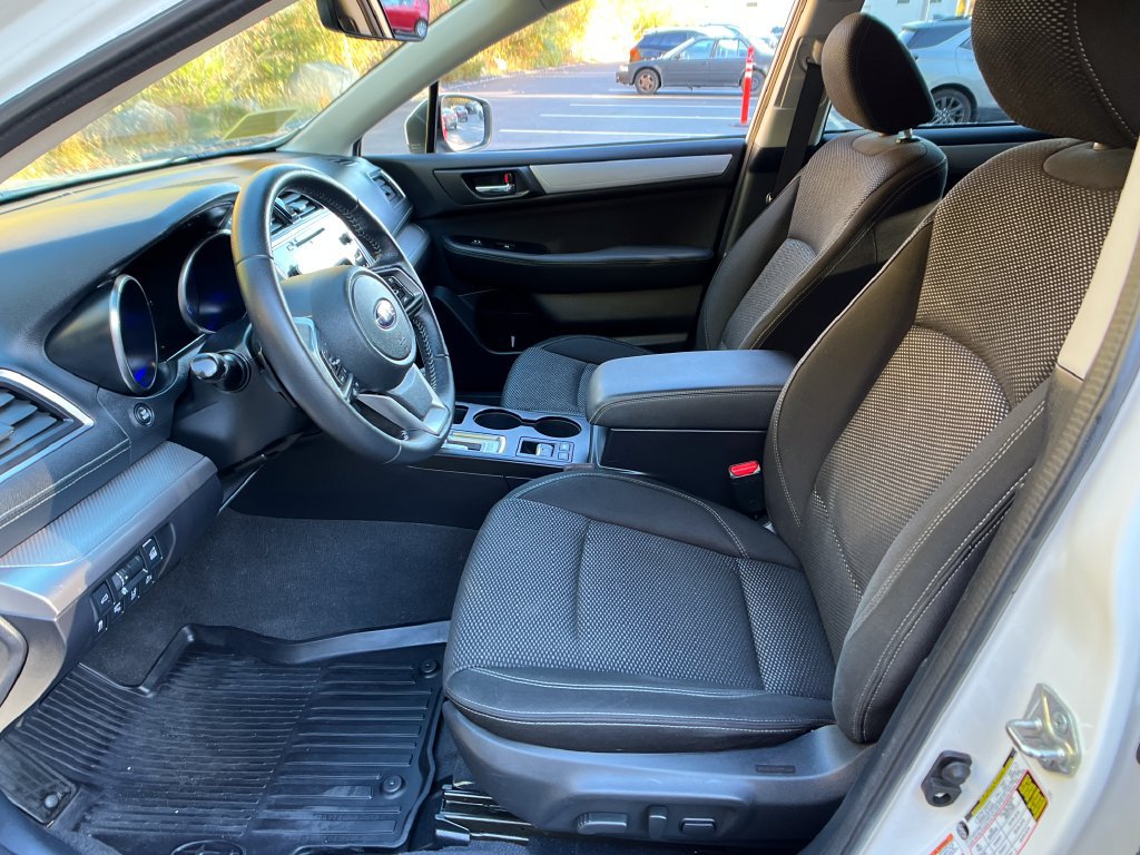 Used 2019 Subaru Outback 2.5i Premium AWD/4WD image 9