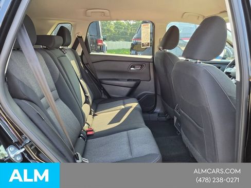 Used 2025 Nissan Rogue SV FWD image 17