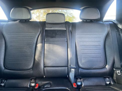 Used 2025 Mercedes-Benz GLC 350e GLC 350e image 28