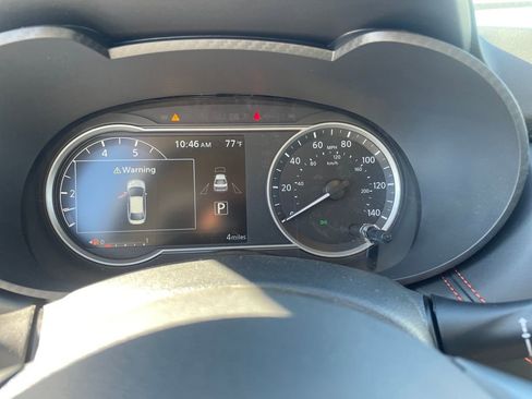 New 2025 Nissan Versa SR w/ Trunk Package FWD image 16
