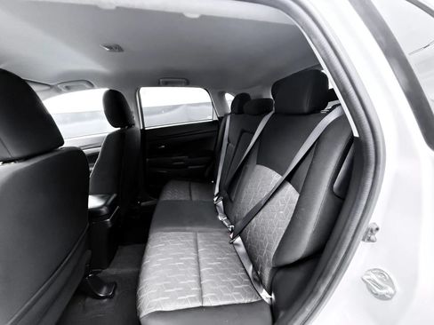 Used 2021 Mitsubishi Outlander Sport ES FWD image 28