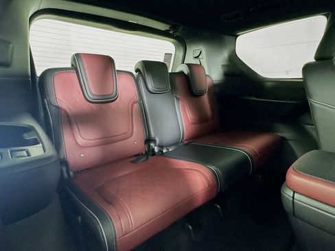 New 2026 INFINITI QX80 Autograph w/ Premium Cargo Package image 36