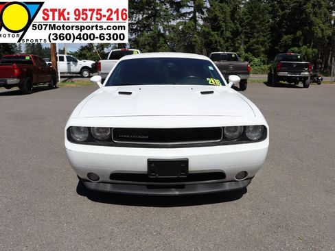 Used 2012 Dodge Challenger SXT Plus RWD image 12