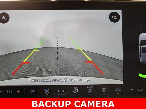 Used 2025 Lincoln Corsair Grand Touring image 8