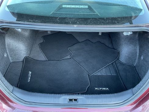 Used 2024 Nissan Altima 2.5 SV w/ SV Premium Package image 22