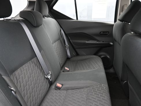 Used 2022 Nissan Kicks S w/ Interior Electronics Package FWD image 25