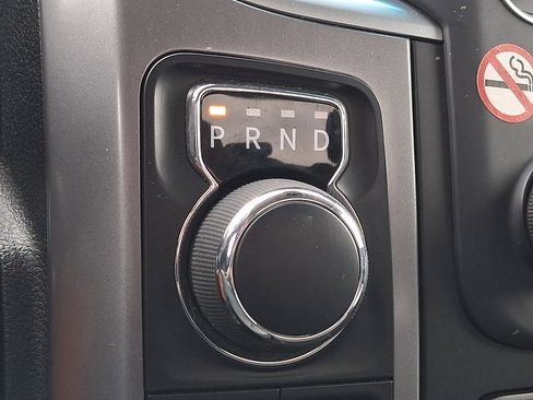 Used 2024 RAM 1500 Classic SLT image 21