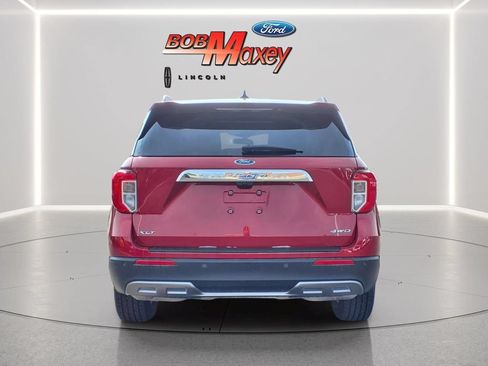 Used 2023 Ford Explorer XLT w/ Equipment Group 202A AWD/4WD image 6