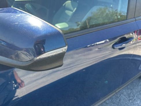 Used 2022 GMC Terrain SLE w/ Driver Convenience Package image 10