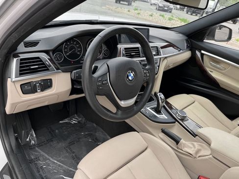 Used 2017 BMW 330i xDrive Sedan AWD/4WD image 16