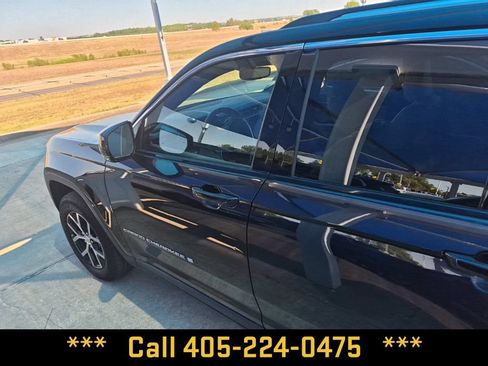 Used 2023 Jeep Grand Cherokee Limited RWD image 8