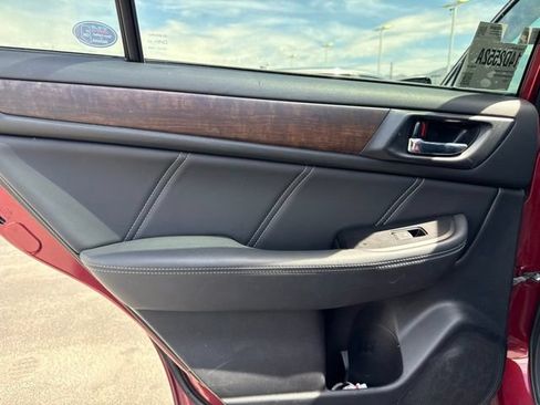 Used 2019 Subaru Outback 2.5i Limited w/ Popular Package #2 AWD/4WD image 23