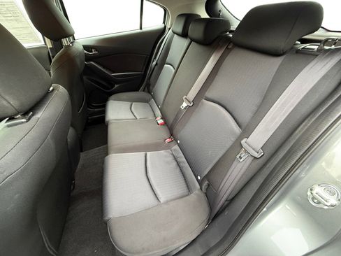 Used 2015 MAZDA MAZDA3 i Sport image 16