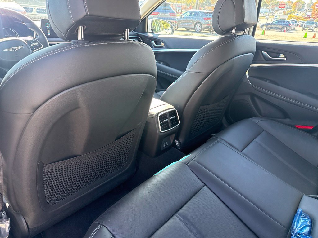 New 2027 Genesis G70 2.5T AWD/4WD image 17