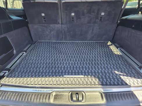 Used 2024 Jeep Grand Wagoneer L Series III AWD/4WD image 34