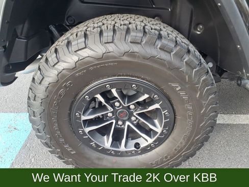 Used 2025 Jeep Wrangler Unlimited Rubicon image 27