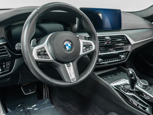 Used 2023 BMW 530i xDrive w/ M Sport Package AWD/4WD image 13