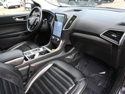 Used 2024 Ford Edge SEL AWD/4WD image 32