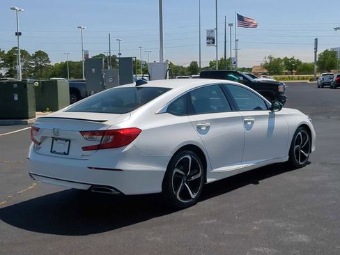 Used 2022 Honda Accord Sport image 8