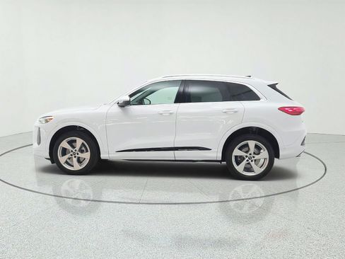 Used 2025 Audi Q5 Premium Plus w/ Premium Plus AWD/4WD image 8