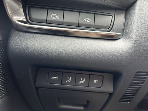 Certified 2025 MAZDA CX-30 2.5 Turbo w/ Premium Package image 20