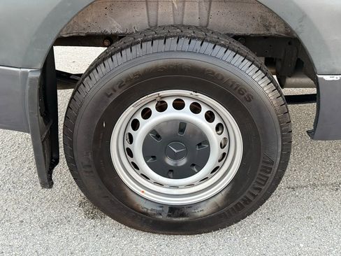 Used 2020 Mercedes-Benz Sprinter 1500 image 16