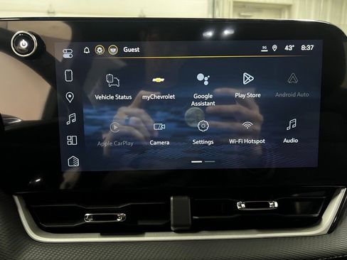 New 2026 Chevrolet Equinox LT AWD/4WD image 18