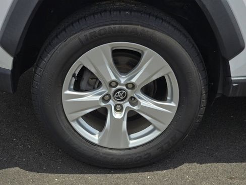 Used 2020 Toyota RAV4 XLE FWD image 10