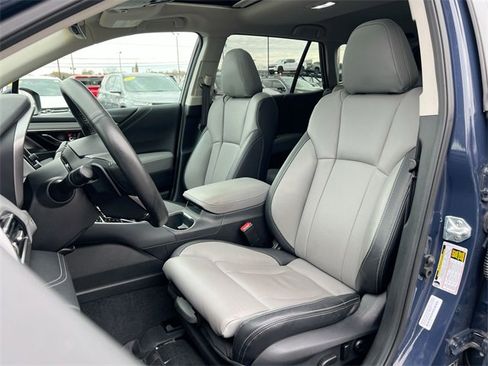 Used 2025 Subaru Outback Limited image 19