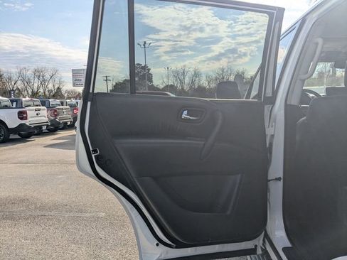 Used 2023 Nissan Armada SV image 24